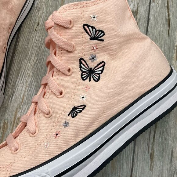 Women’s Converse Chuck Taylor All Star Butterflies Hightop Sneaker Shoes Size 8 - Picture 2 of 10